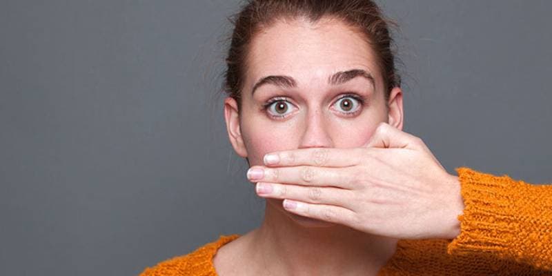 Ağız Kokusu (Halitosis) Neden Olur ve Nasıl Tedavi Edilir?